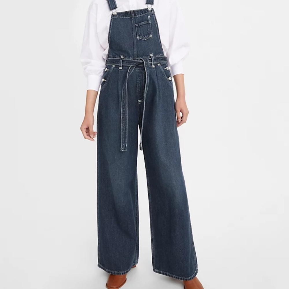 Levi’s overalls